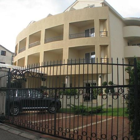 Apartmani Mirenza Budva Kültér fotó