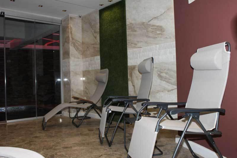Apartmani Mirenza Budva Kültér fotó